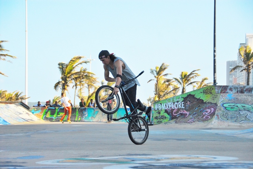 Viki @ Beach Park. #bmxplore sessions