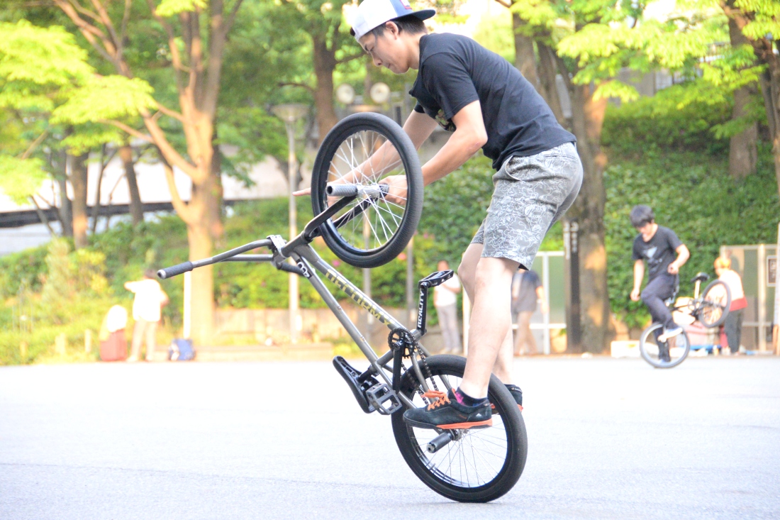 Yuu is one of the younger hot Japanese flatlanders coming up. Great skills!