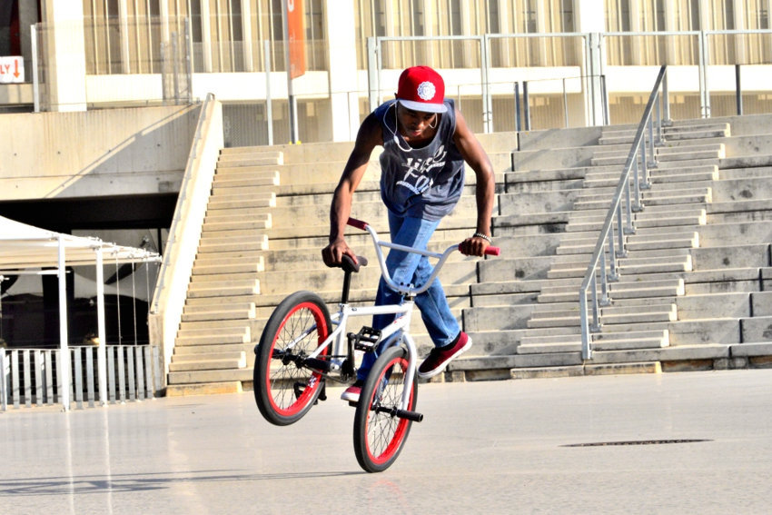 Moses Mabhida. Sunny Day. Durban. Flatland!