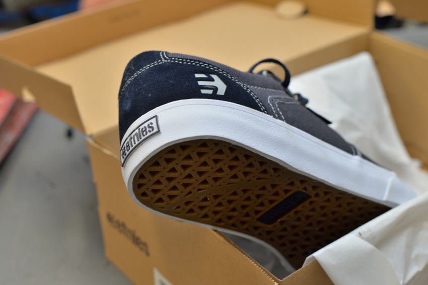 BMX Direct / Etnies Barge LS - Navy / White. Regular Price R625