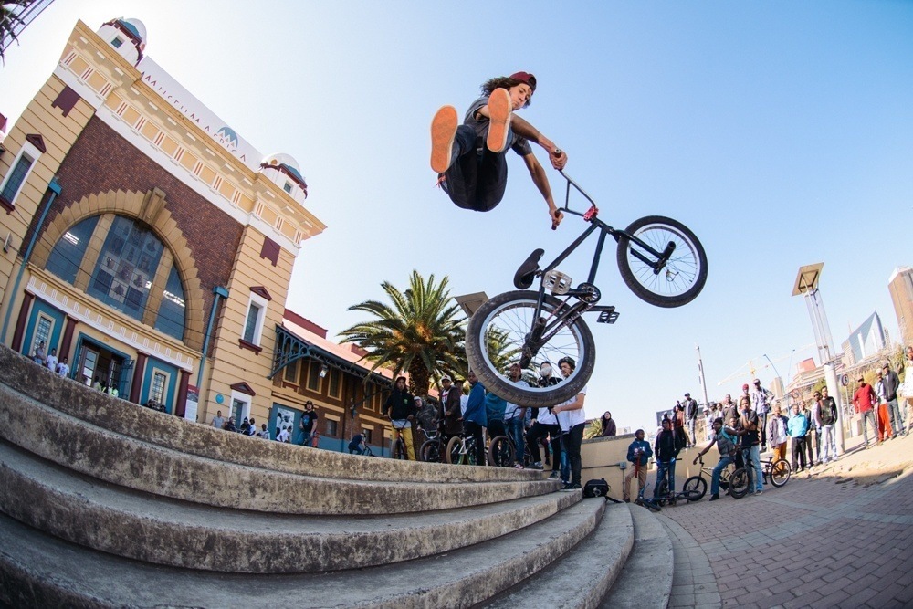 BMX Day 2015 Johannesburg -  Robert Davies threw down at every spot - No foot can - Africa Mueseum