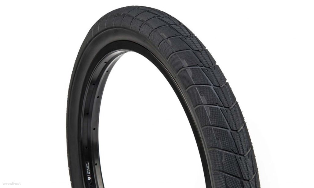 Eclat Predator Tyre - Black 2.3