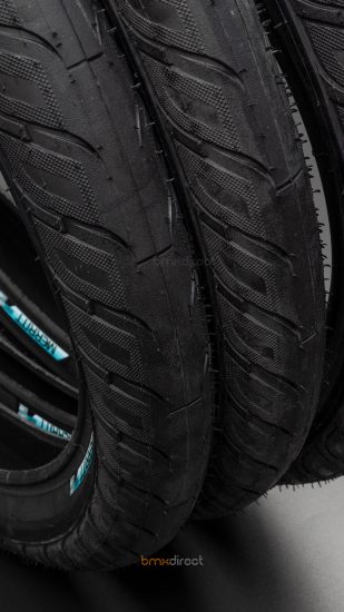 Merritt Option Tyre - Black 2.35
