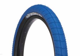 Eclat Fireball Tyre - Blue/ Black