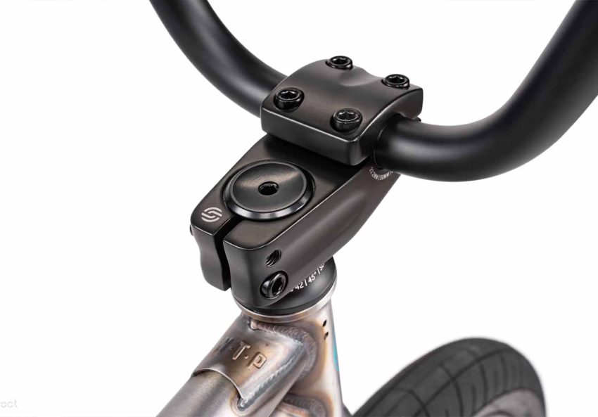 Wethepeople Justice Complete Bike - Cassette - Matt Black/Raw Fade 20.75