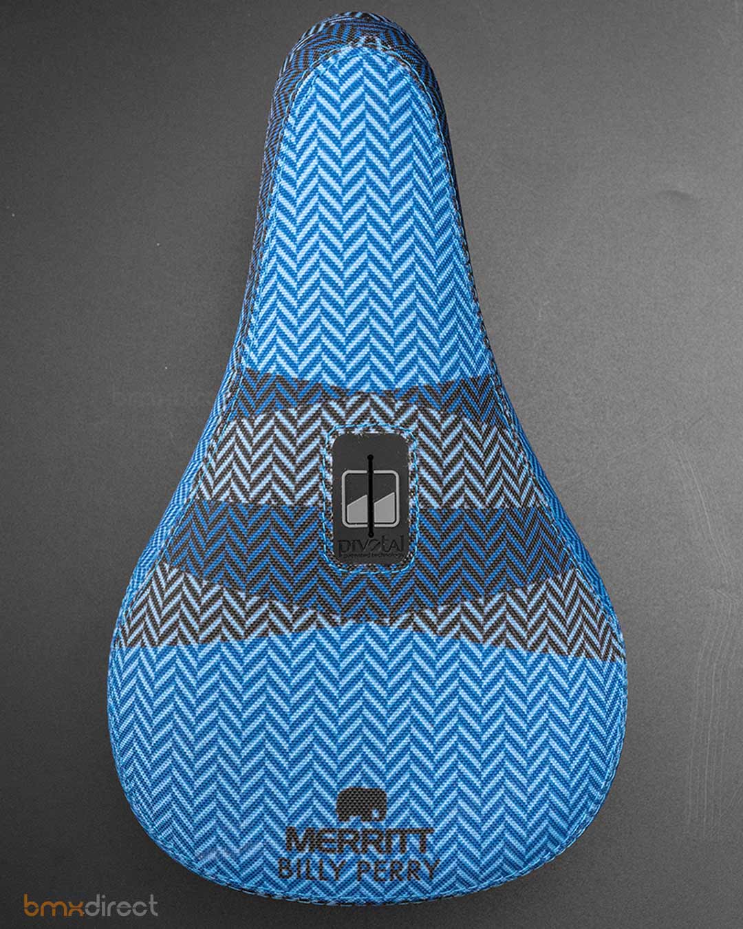 Billy Perry's signature Pivotal seat.