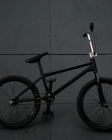 Schogn Lee Bike Check - May 2013 - S&M Intrikat